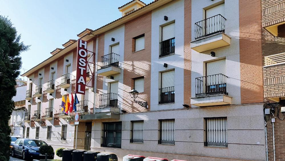 Hostal Plaza Mayor Torrejón de Ardoz Eksteriør billede