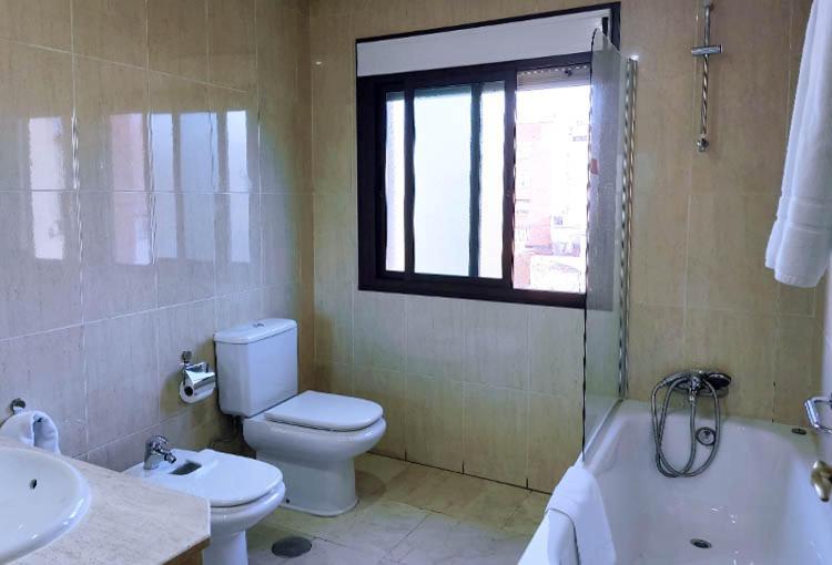 Hostal Plaza Mayor Torrejón de Ardoz Eksteriør billede
